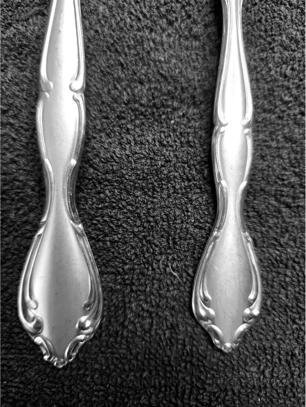 Vintage Stainless Steel Oneida Ornate Flatware Spoons Set of 5